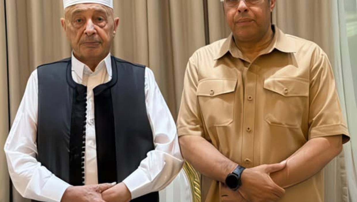 رئيس مجلس النواب يلتقي رئيس مجلس إدارة جهاز النهر الصناعي لبحث الوضع المالي وخطة زيادة الإمداد المائي